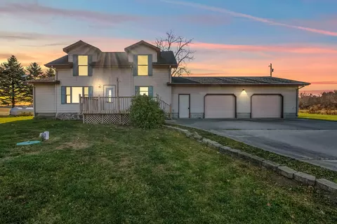 849 E Central Rd, Quincy, MI 49082