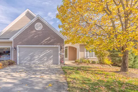 8679 Oakland Hills Cir #7, Portage, MI 49024