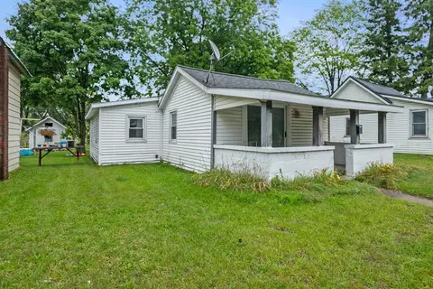 317 S 3rd Ave, Big Rapids, MI 49307