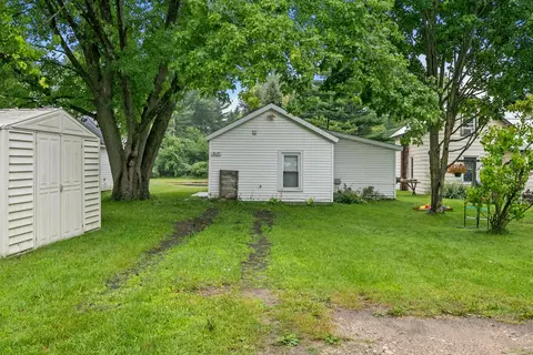 317 S 3rd Ave, Big Rapids, MI 49307 photo 20
