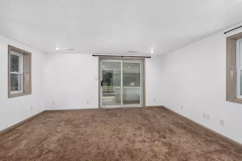 317 S 3rd Ave, Big Rapids, MI 49307 photo 9