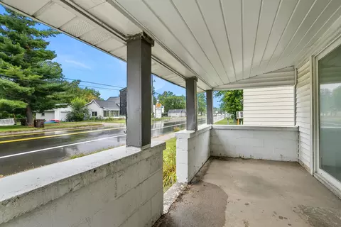317 S 3rd Ave, Big Rapids, MI 49307 photo 5