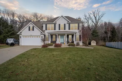 4861 Sir Austin Dr, Jackson, MI 49201