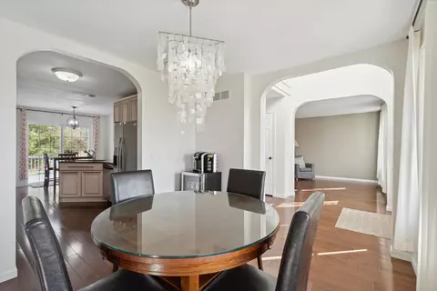 4861 Sir Austin Dr, Jackson, MI 49201 photo 9