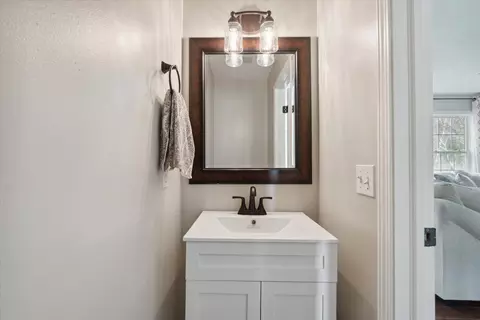 4861 Sir Austin Dr, Jackson, MI 49201 photo 40