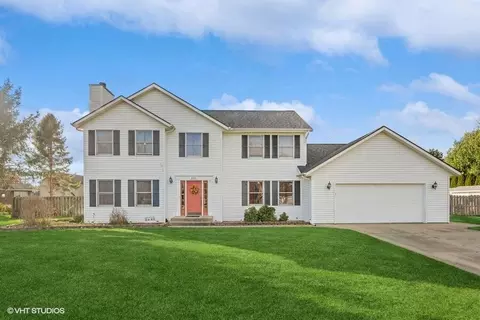 2232 Anderson Cir, Stevensville, MI 49127