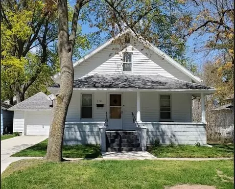 114 Hart St, Marshall, MI 49068