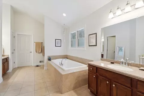 7012 Sanctuary Dr, Jackson, MI 49201 photo 36