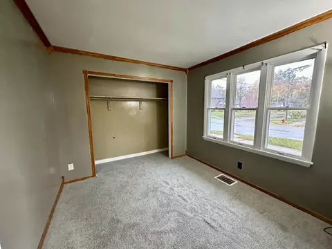 318 E Hoffman St, Three Rivers, MI 49093 photo 12