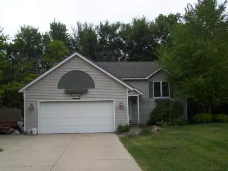 4014 Quail Run Dr, Hudsonville, MI 49426