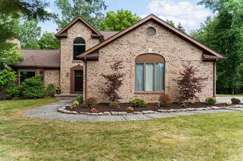3794 Chippendale Cir, Okemos, MI 48864