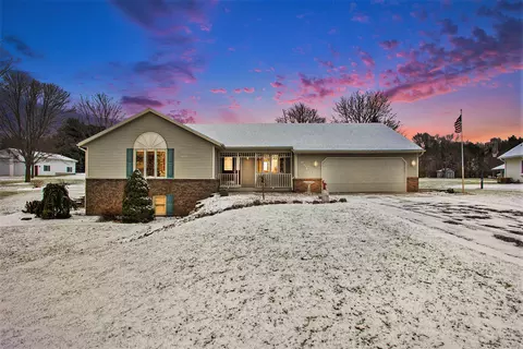 6510 Sunflower Dr SW, Byron Center, MI 49315