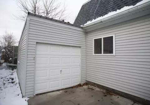 602 Dewey Ave, Jackson, MI 49202 photo 23