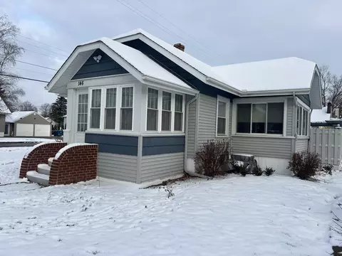 146 N Douglas St, Bronson, MI 49028