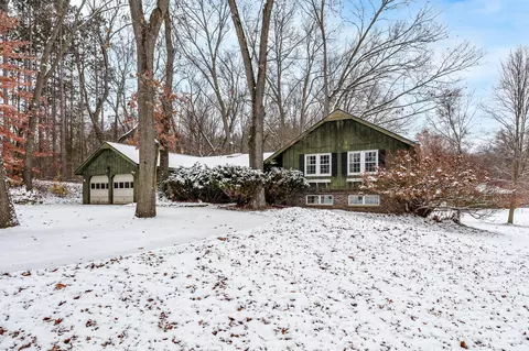 5389 E C Ave, Richland, MI 49083