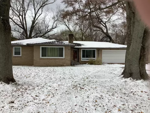 479 Hoover Ave, Benton Harbor, MI 49022