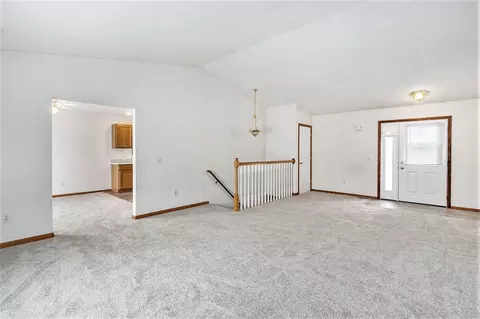1013 Taylor Dr, Plainwell, MI 49080 photo 5