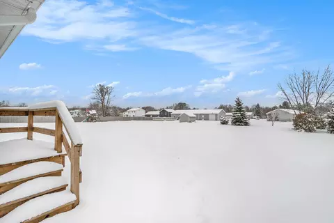 1013 Taylor Dr, Plainwell, MI 49080 photo 23