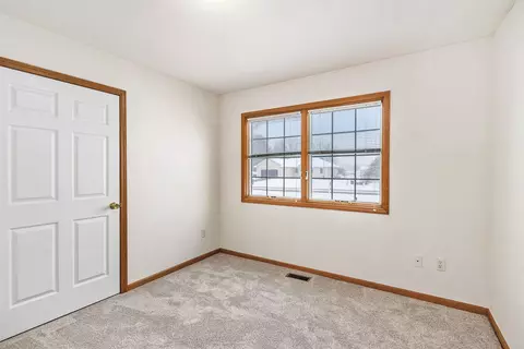 1013 Taylor Dr, Plainwell, MI 49080 photo 10