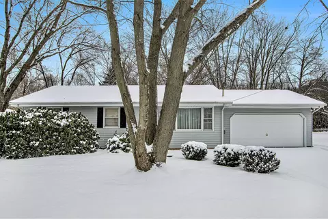 209 Crocket Ave, Portage, MI 49024