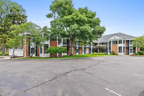 2311 Wealthy St SE # 6, Grand Rapids, MI 49506