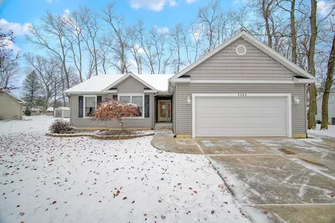 3362 Harben St, Jackson, MI 49203