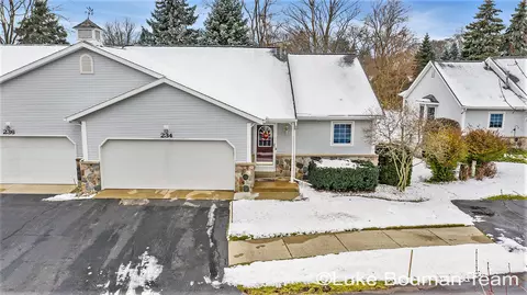 234 Carrington Pl, Holland, MI 49423