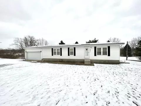 461 Burrwood Dr, Burr Oak, MI 49030