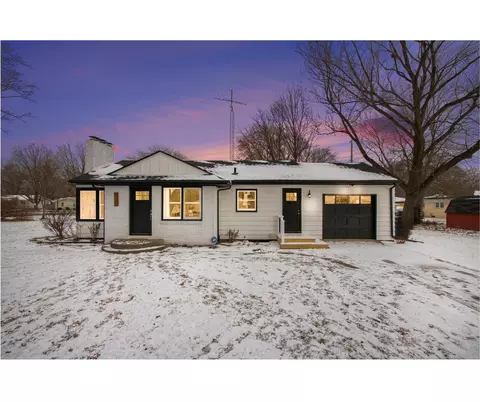311 W Delaware Ave, Benton Harbor, MI 49022