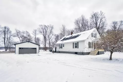 1297 2nd St, Plainwell, MI 49080 photo 3