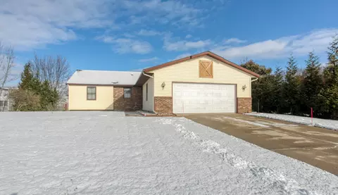 2851 Florence Dr SW, Wyoming, MI 49418