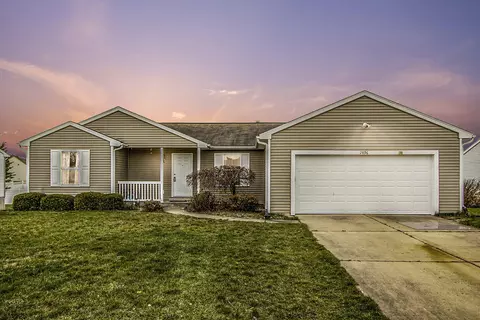 2896 Arctic Ave, Kalamazoo, MI 49004