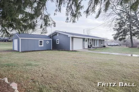 7800 Lessiter Rd NE, Belding, MI 48809 photo 2