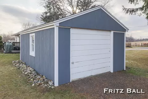 7800 Lessiter Rd NE, Belding, MI 48809 photo 3