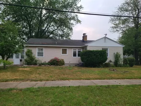 739 Maple Ave, Holland, MI 49423
