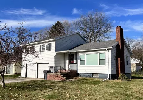 317 Wallace Ave, St. Joseph, MI 49085