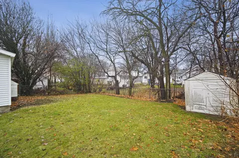 616 Adams St, Jackson, MI 49202 photo 17