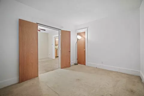 616 Adams St, Jackson, MI 49202 photo 5