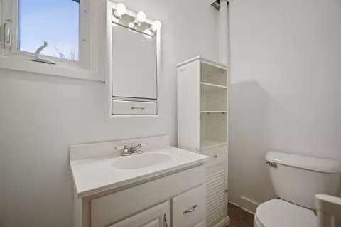 616 Adams St, Jackson, MI 49202 photo 10