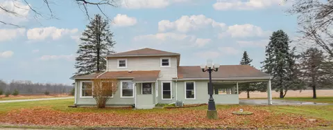 1067 Bell Rd, Union City, MI 49094