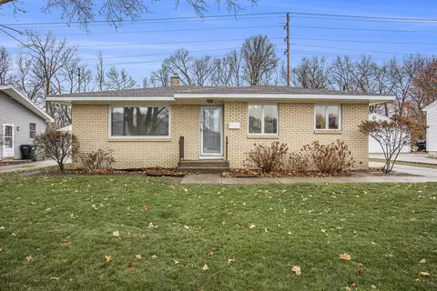 1520 Plas St SW, Wyoming, MI 49509