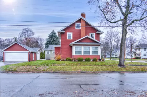 901 Union St, Jackson, MI 49203 photo 2