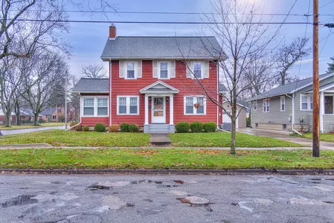 901 Union St, Jackson, MI 49203