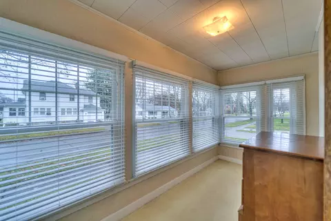 901 Union St, Jackson, MI 49203 photo 6