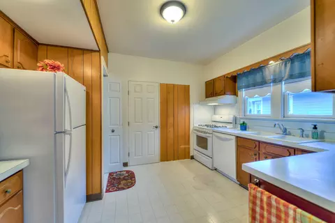 901 Union St, Jackson, MI 49203 photo 10