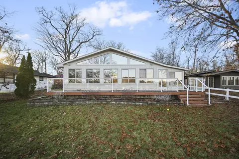 4227 Donnely Rd, Jackson, MI 49201