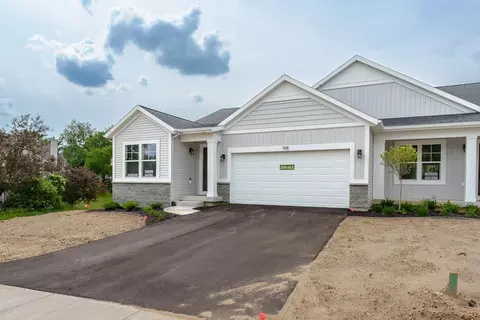 198 Hickory Valley Dr, Kalamazoo, MI 49009