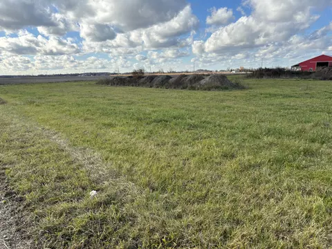 108 Th Ave, Zeeland, MI 49464