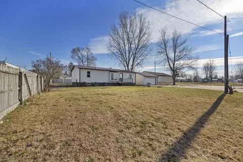 1119 Holly Dr, Stanton, MI 48888 photo 2