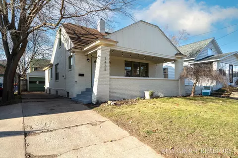 1435 Jennette Ave NW, Grand Rapids, MI 49504